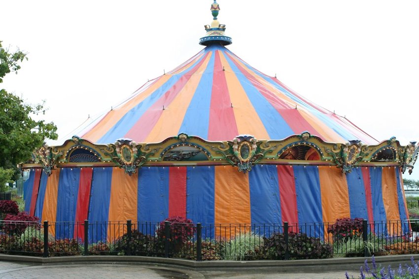 Closed Merry-Go-Round