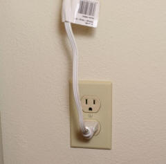120 V Duplex Receptacle and Plug